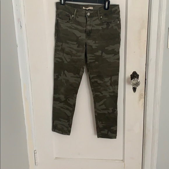 Levi's Denim - Camo 711 skinny jeans